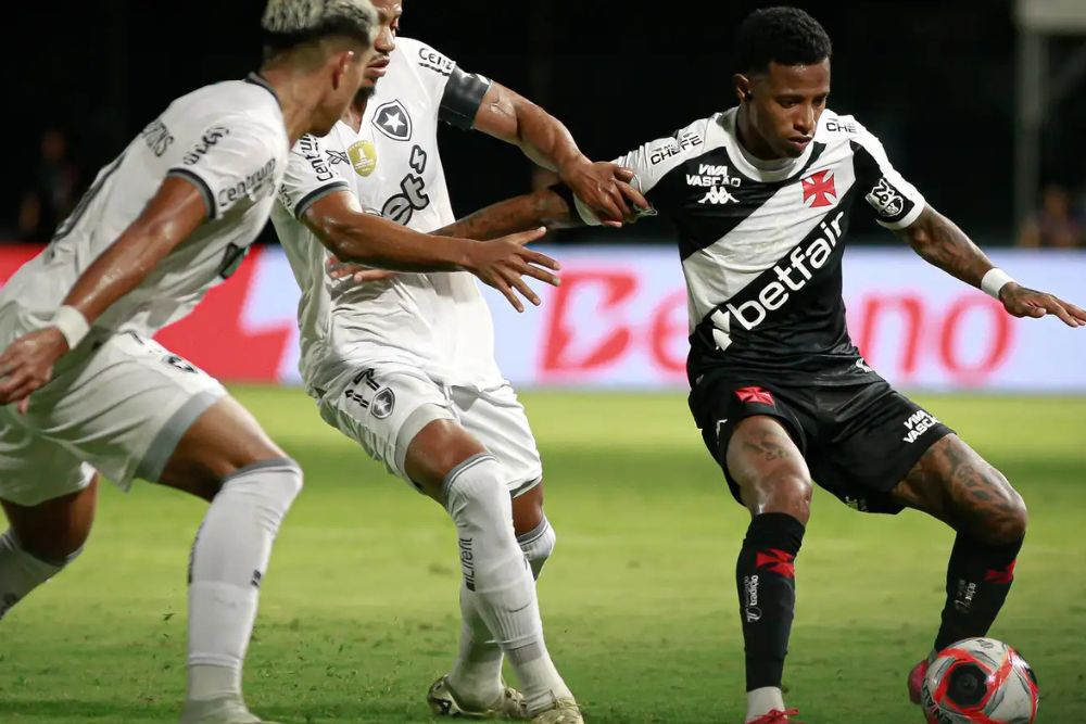 Botafogo e Vasco decidem vaga na semifinal da Copa do Brasil no Nilton Santos