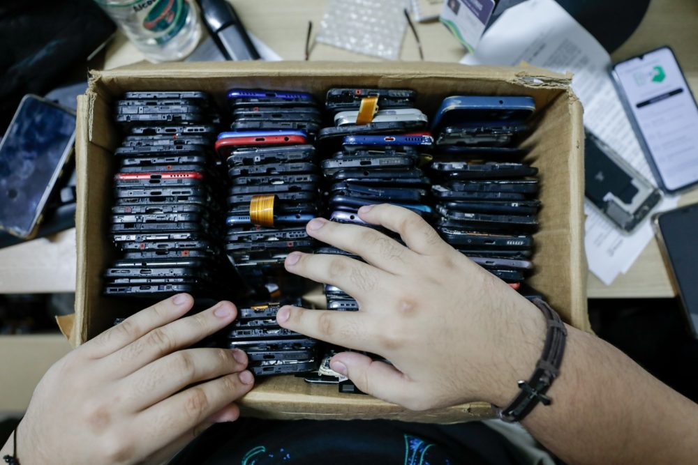 Amazonas recupera 6,5 mil celulares e reduz roubos