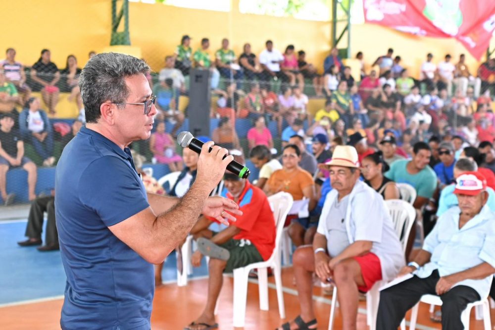 Tadeu de Souza anuncia 6 mil cirurgias oftalmológicas e abre mutirão em Uarini Tadeu de Souza anuncia 6 mil cirurgias oftalmológicas e abre mutirão em Uarini