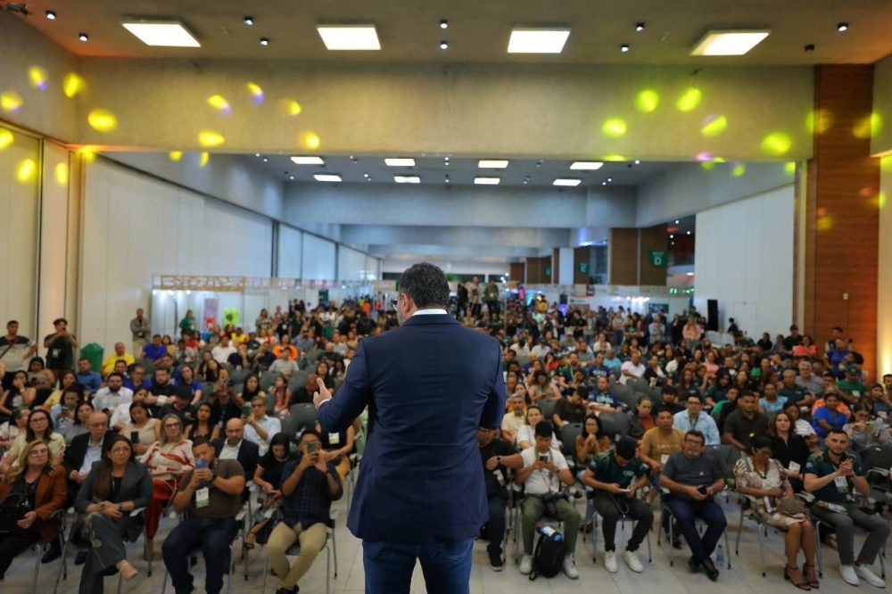 Afeam inicia 2ª Feira de Negócios e Inovação com projeção de R$ 10 milhões em crédito Afeam inicia 2ª Feira de Negócios e Inovação com projeção de R$ 10 milhões em crédito