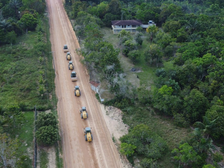 Novo Airão recebe investimentos de R$ 257 milhões em obras de infraestrutura e pavimentação
