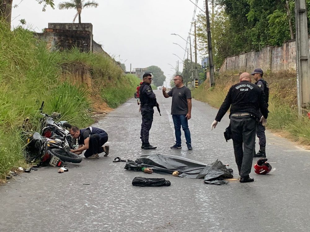 Homem é preso após matar trabalhador enquanto fazia grau em moto na Zona Leste de Manaus Homem é preso após matar trabalhador enquanto fazia grau em moto na Zona Leste de Manaus