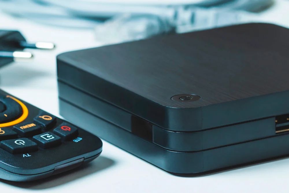 Amazonas recebe 2.500 TVs Box convertidas em minicomputadores