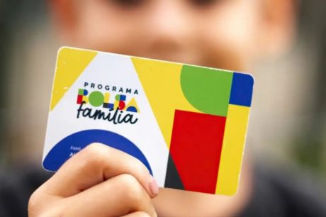 Caixa começa a pagar Bolsa Família de maio