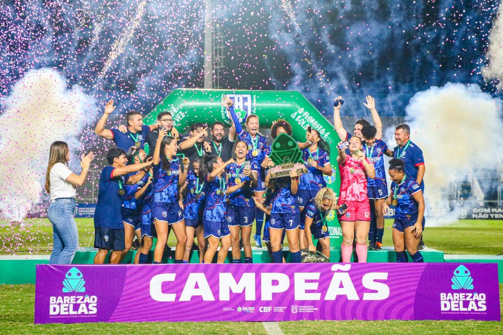Instituto 3B bate Penarol e se consagra pentacampeão do Barezão Delas Instituto 3B bate Penarol e se consagra pentacampeão do Barezão Delas