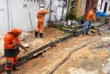 Obra emergencial recupera rede de drenagem no bairro Compensa 2