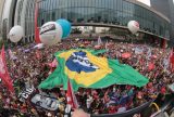 São Paulo tem 42 mil pessoas em ato contra PEC da Blindagem e anistia