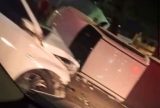 Caminhonete capota após colisão no conjunto Eldorado em Manaus