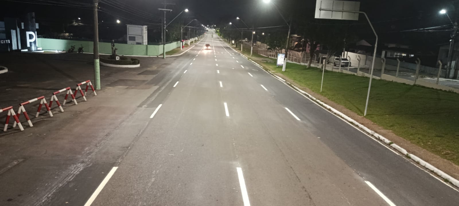 Prefeitura de Manaus reforça sinalização viária nas zonas Oeste e Sul Prefeitura de Manaus reforça sinalização viária nas zonas Oeste e Sul