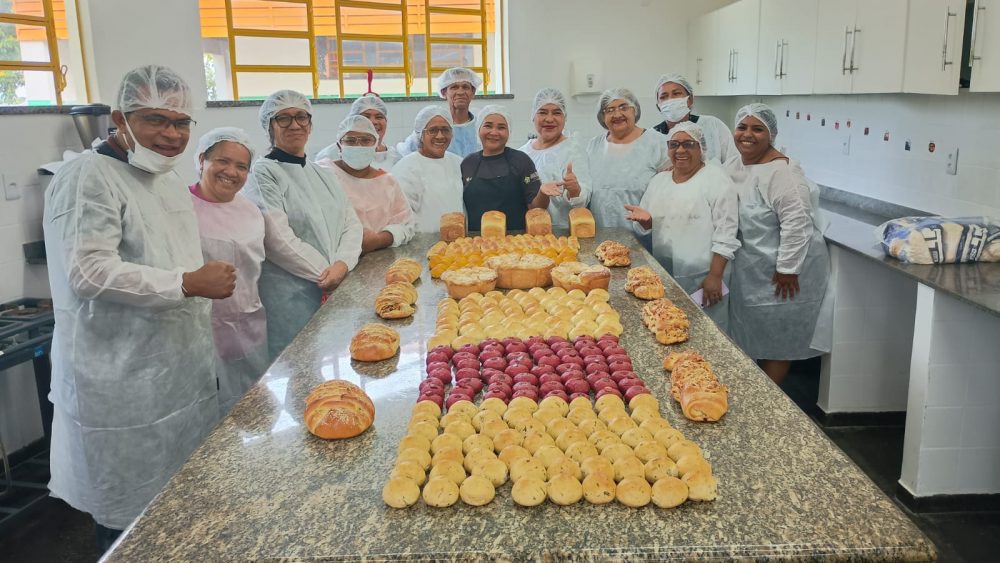 Curso da Padaria Artesanal desperta sonhos e fortalece a autonomia financeira em Manaus