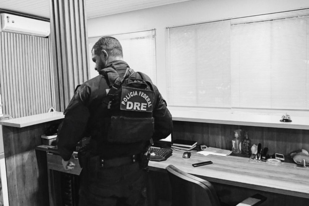 PF captura mulher condenada por crimes ligados a facção criminosa no Amazonas PF captura mulher condenada por crimes ligados a facção criminosa no Amazonas