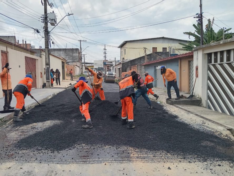 Obra de recuperação asfáltica leva mais segurança e mobilidade ao conjunto Shangrilá