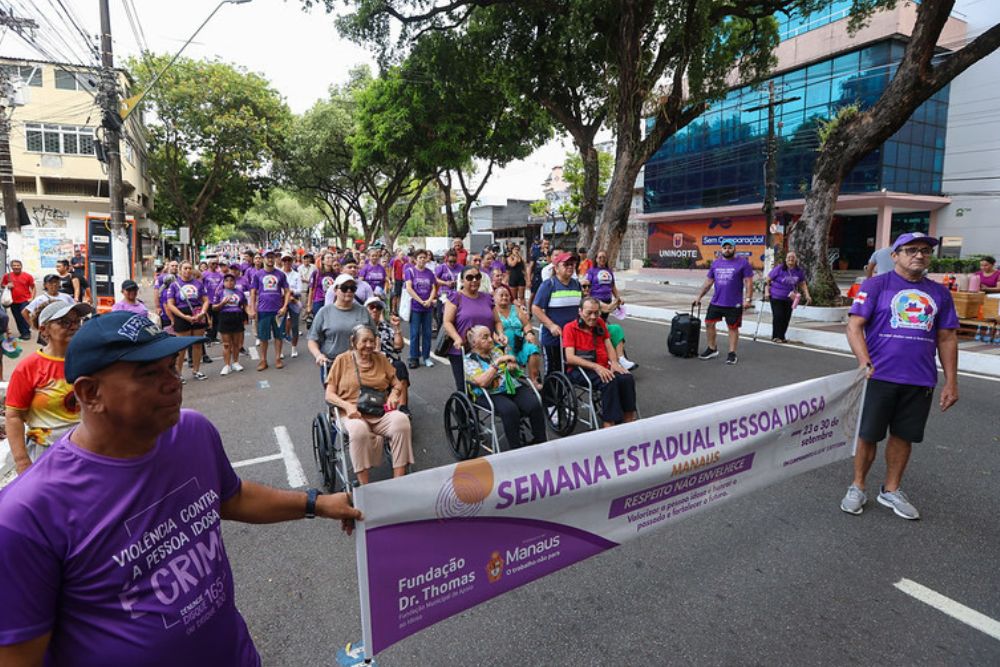 Caminhada e lançamento do projeto “Vamos Conversar?” movimentam Faixa Liberada no Centro de Manaus