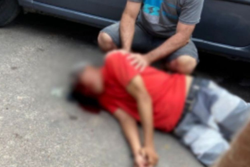 Idoso morre ap&oacute;s ser atropelado e agredido com peda&ccedil;o de madeira em Manaus