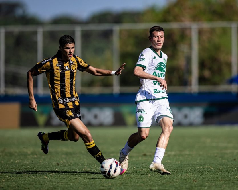 Amazonas perde por 3 a 1 da Chape em jogo no estádio Carlos Zamith