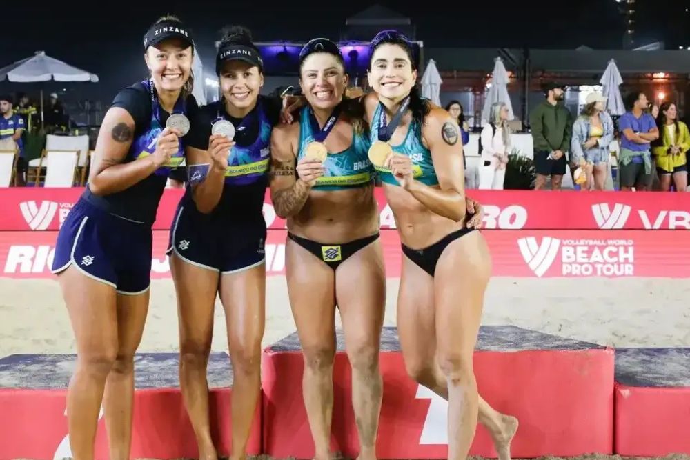 Carol Solberg e Rebecca conquistam Etapa Elite do Circuito Mundial