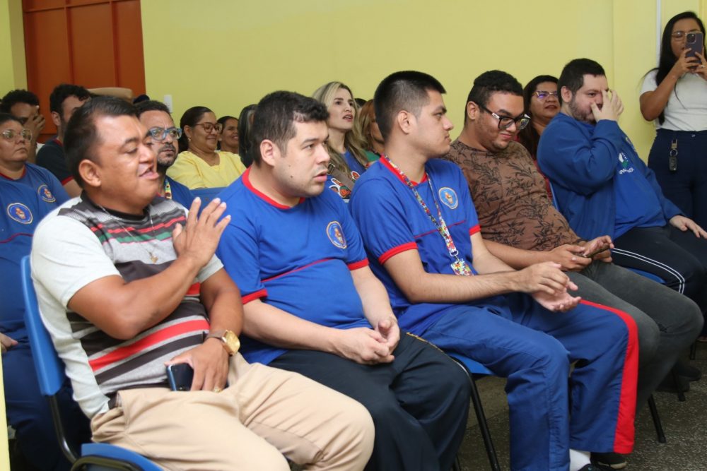 Educação de Manaus fortalece ensino bilíngue e celebra identidade surda