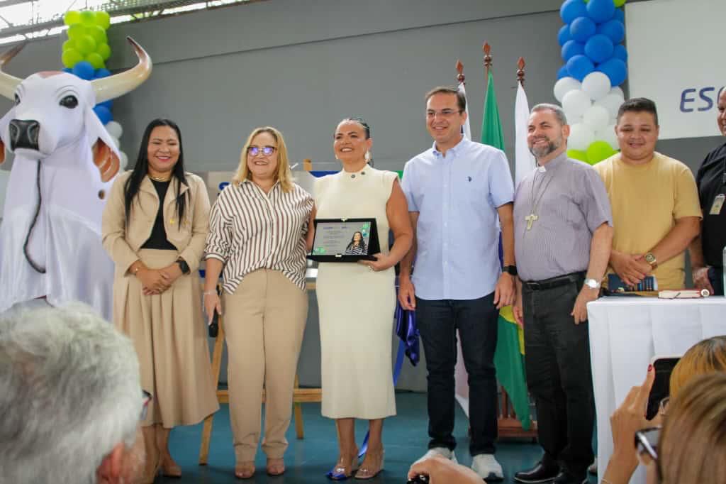 Vanessa Gonçalves é homenageada na quadra do SESI Parintins