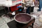 Peles e ossadas de animais são apreendidas em fábrica de açaí no Centro de Manaus