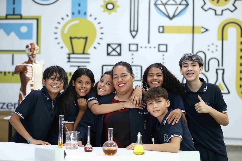 Dia do Professor evidencia lutas, conquistas e vocação dos docentes no Amazonas