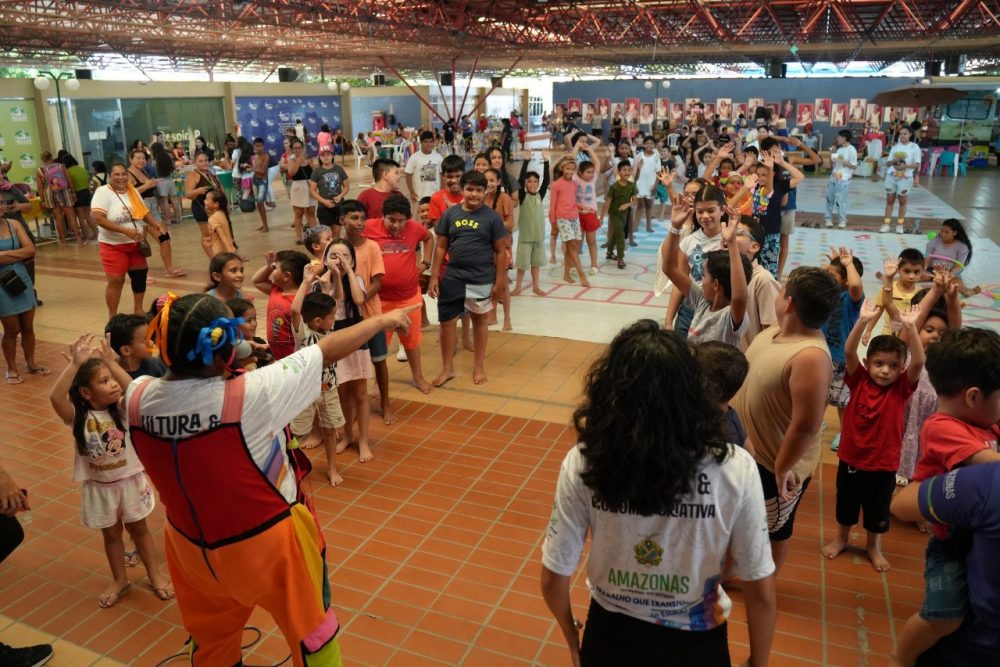 Circuito da Alegria leva diversão e cultura para crianças da zona Norte de Manaus
