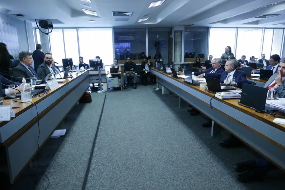 CPMI do INSS ouve ex-dirigentes de associação e conselho nesta segunda-feira (20)