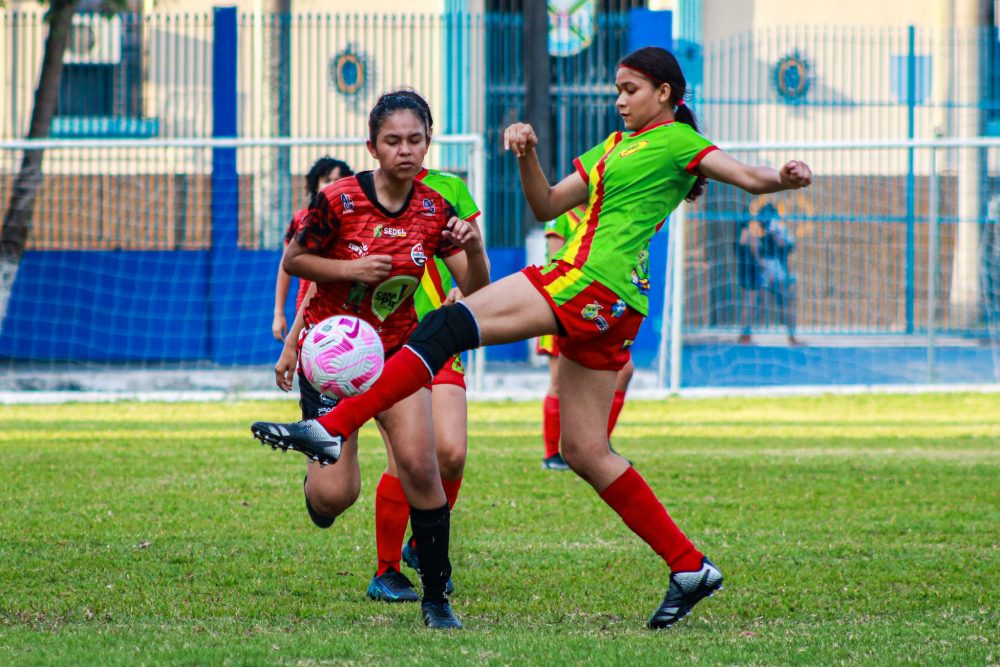 Tarumã goleia Librade no jogo de abertura do Barezinho Delas Sub17