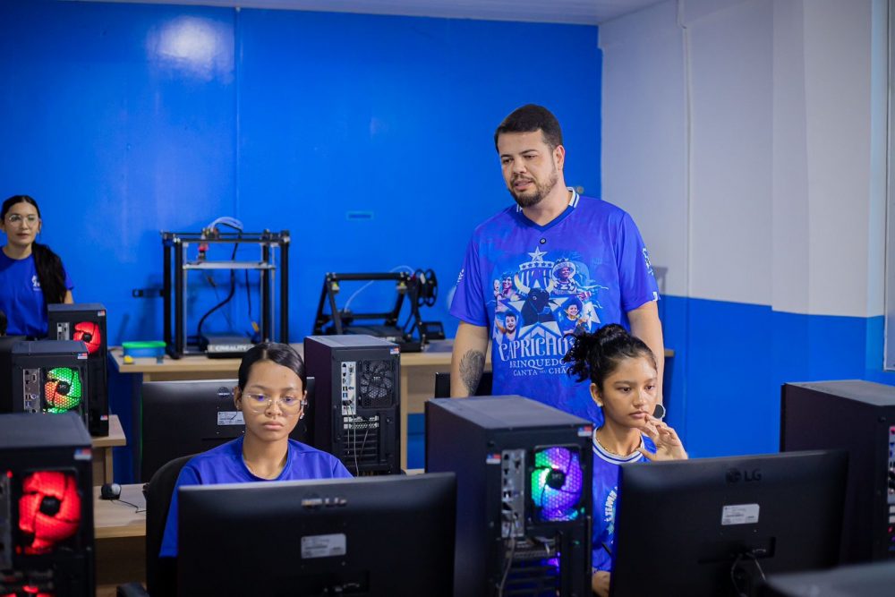 Caprichoso reabre Escola de Arte e fortalece papel social da cultura em Parintins