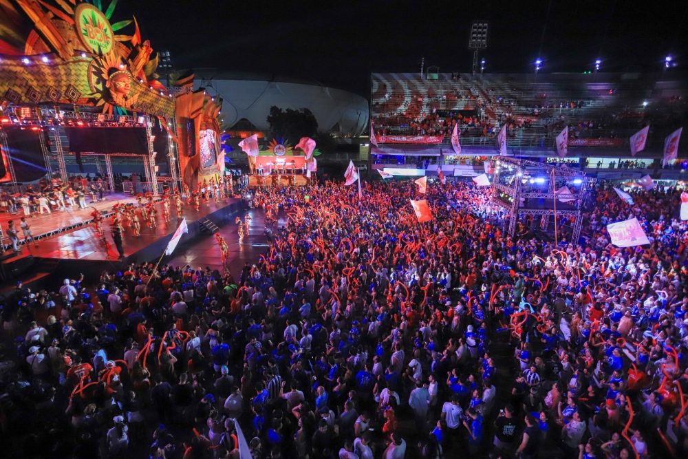 Boi Manaus 2025 reúne mais de 40 mil pessoas em duas noites de festa no Sambódromo