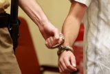 Trio é preso por estupro coletivo de adolescente em Fonte Boa