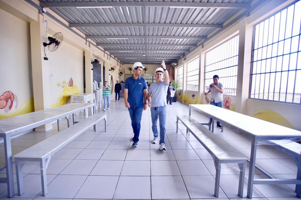 Saullo Vianna e David Almeida entregam três novos centros de acolhimento social em Manaus Saullo Vianna e David Almeida entregam três novos centros de acolhimento social em Manaus