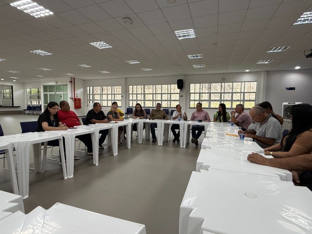 Manaus intensifica ações para capacitar motoristas do transporte complementar