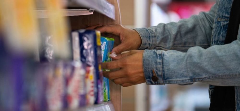 Governo amplia acesso a absorventes para mulheres do CadÚnico pelo SUS