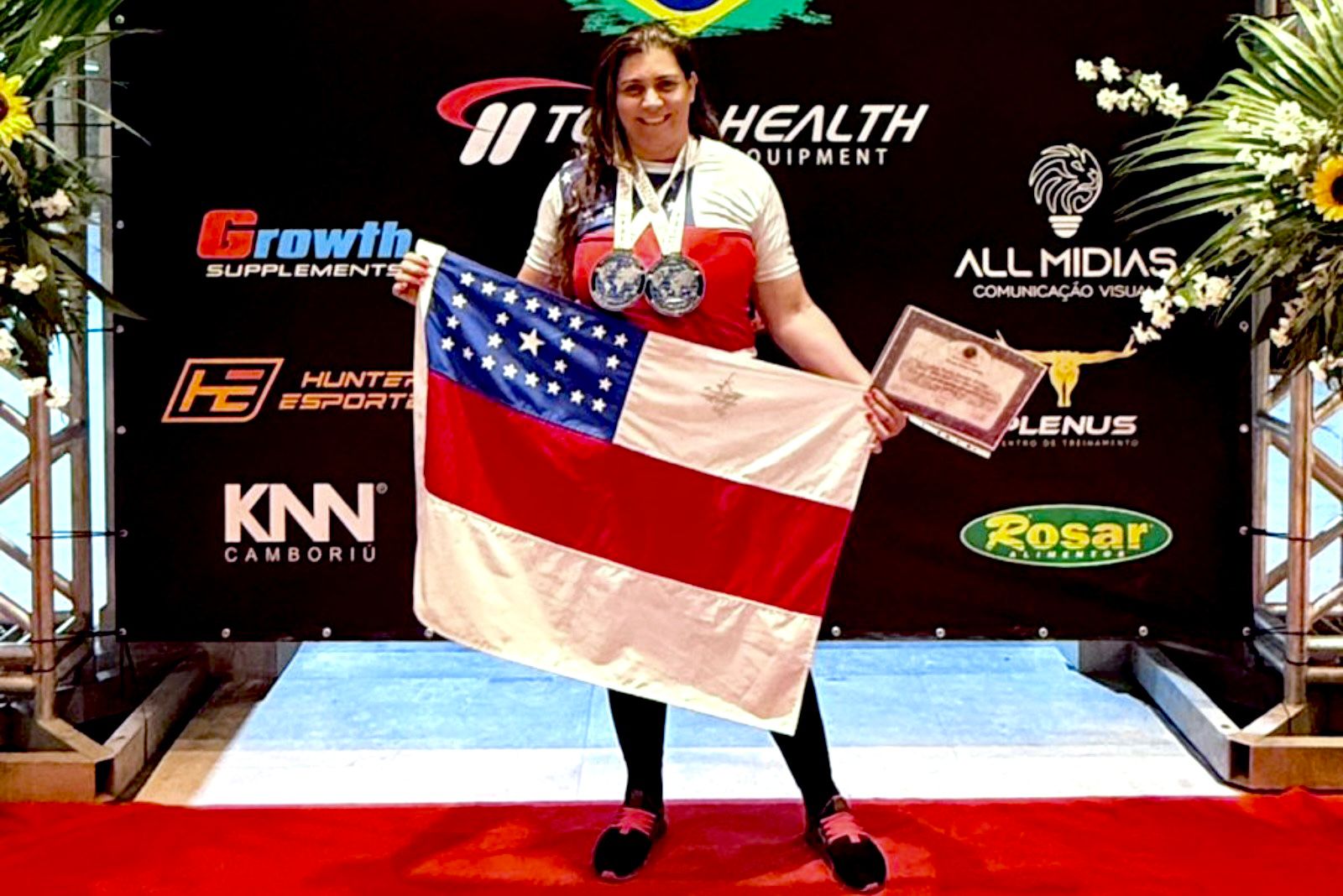Atleta amazonense conquista t&iacute;tulo e recorde no Mundial de Powerlifting em Santa Catarina
