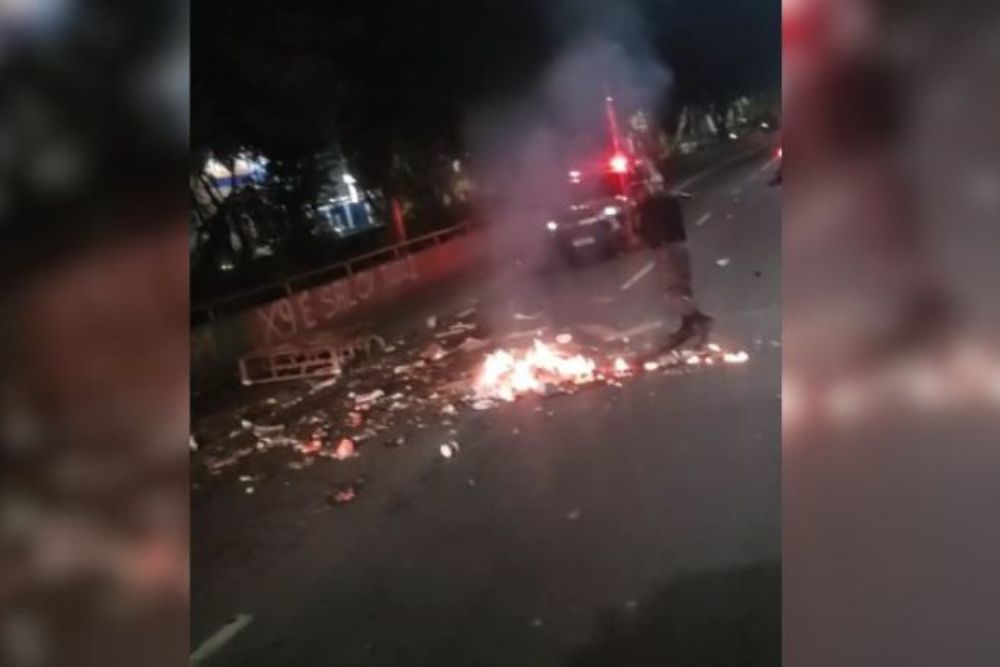 Tentativa de homenagens a mortos no RJ termina com policial ferido em Manaus