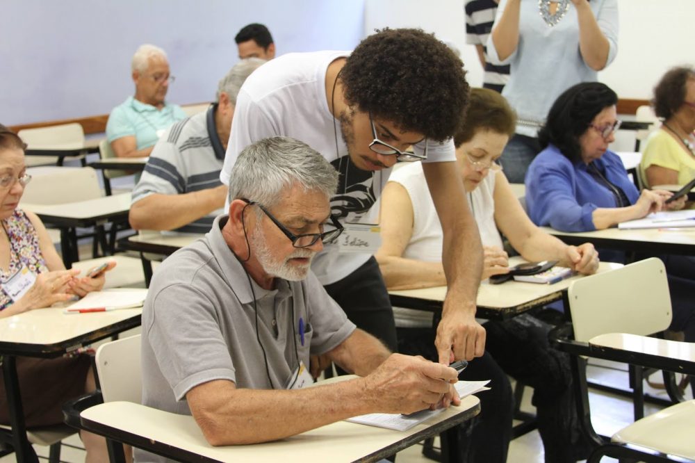 Enem 2025 tem crescimento expressivo de participantes acima de 60 anos