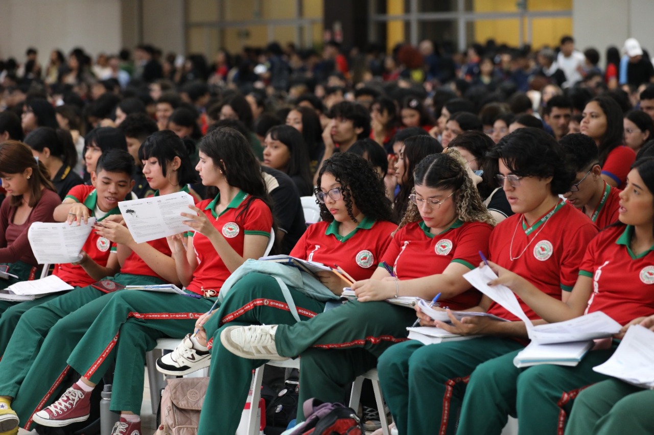 Mais de 2 mil alunos da rede estadual do Amazonas participam do “Aulão na Rede” 2025