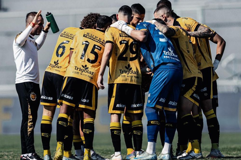 Amazonas enfrenta o Botafogo-SP em duelo decisivo pela Série B