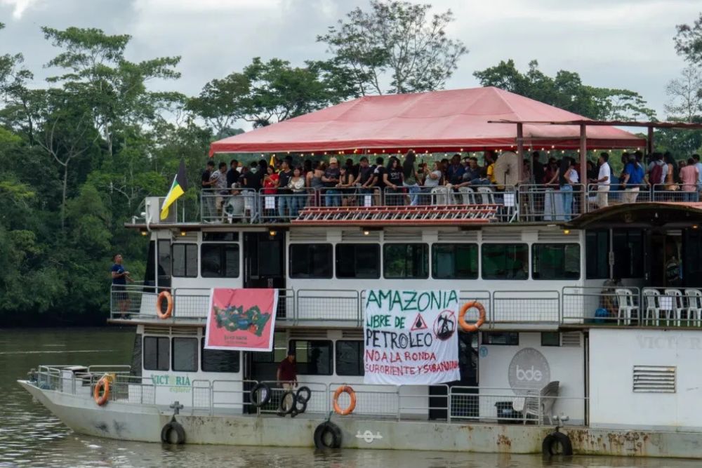 Flotilha indígena chega à COP30 após 25 dias de viagem pelos rios amazônicos