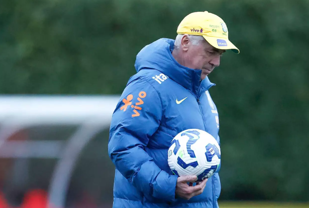 Brasil divulga lista oficial de convocados para a Copa do Mundo nesta segunda-feira (18)