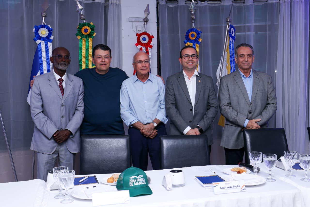 Fecom&eacute;rcio AM debate impactos da Reforma Tribut&aacute;ria