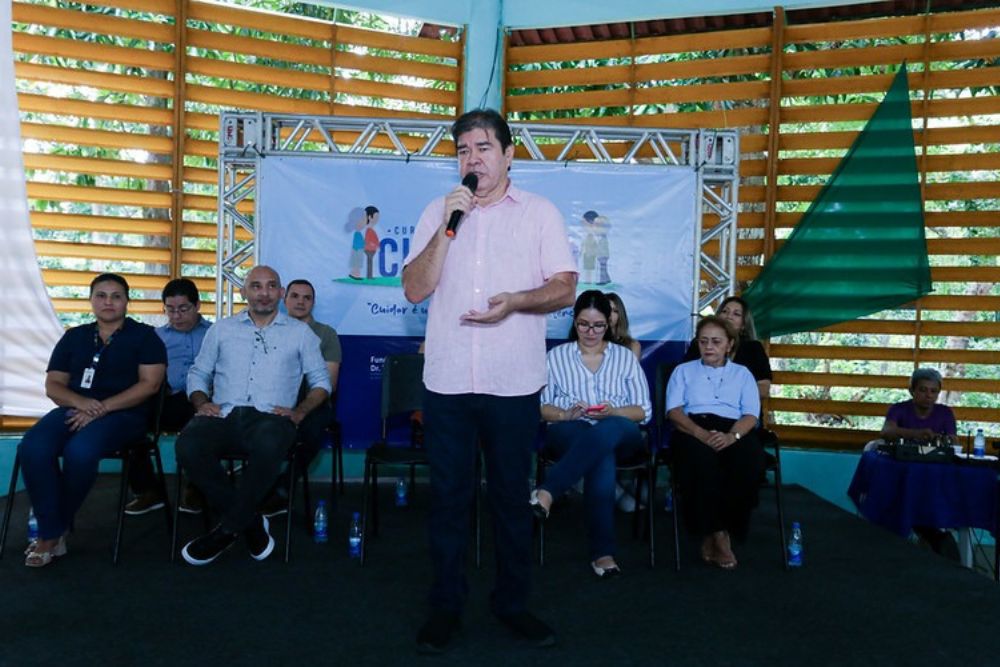 Formação de 60 novos cuidadores impulsiona política de atenção ao idoso em Manaus