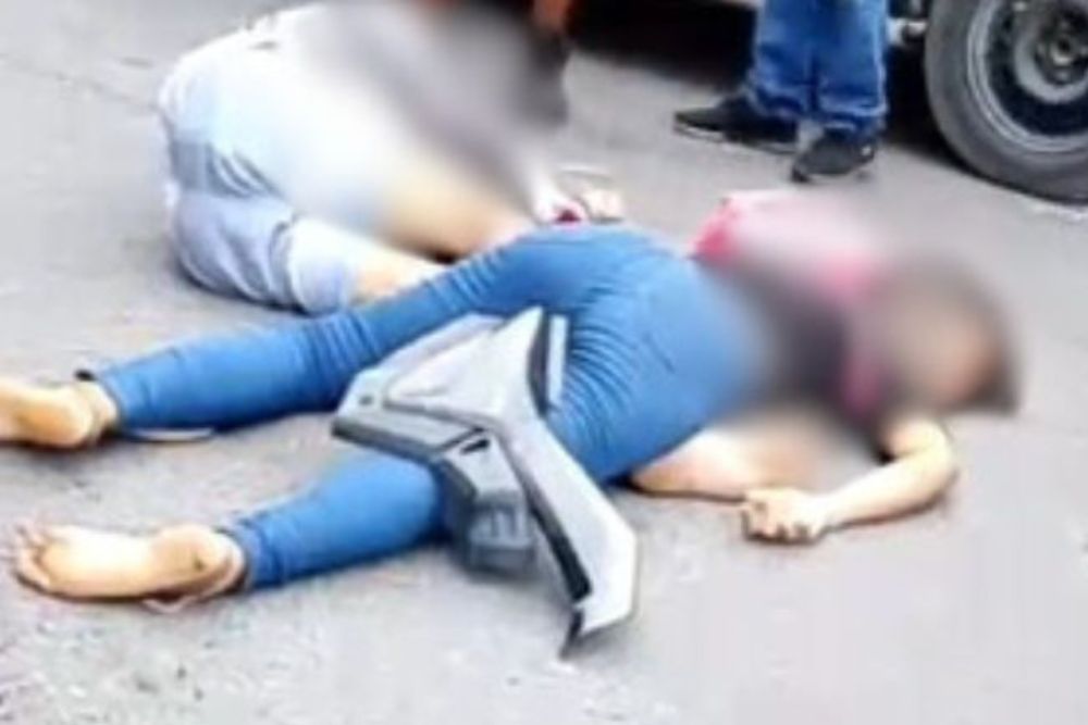 Casal fica ferido ap&oacute;s motocicleta colidir com micro-&ocirc;nibus na zona norte de Manaus