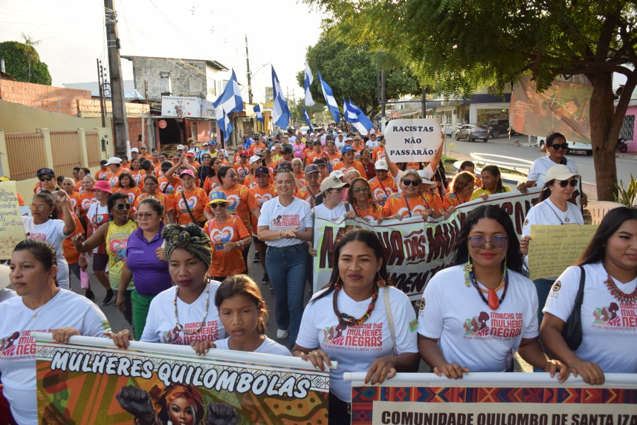 1ª Marcha das Mulheres Negras reforça luta por justiça climática e racial em Parintins