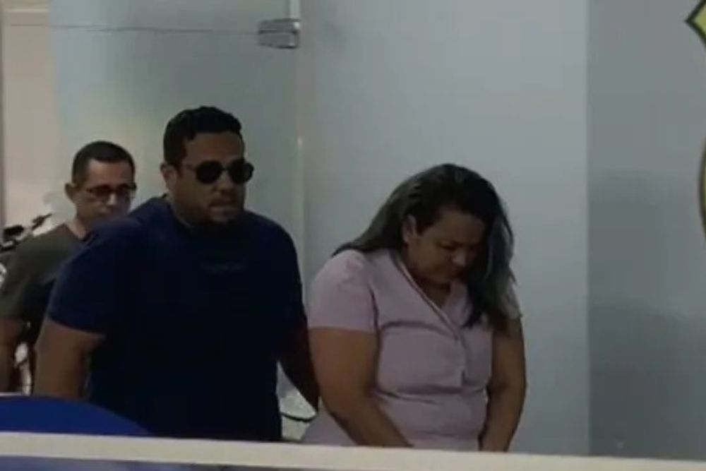 Mulher é presa em Manaus após enganar pacientes com falsos implantes dentários