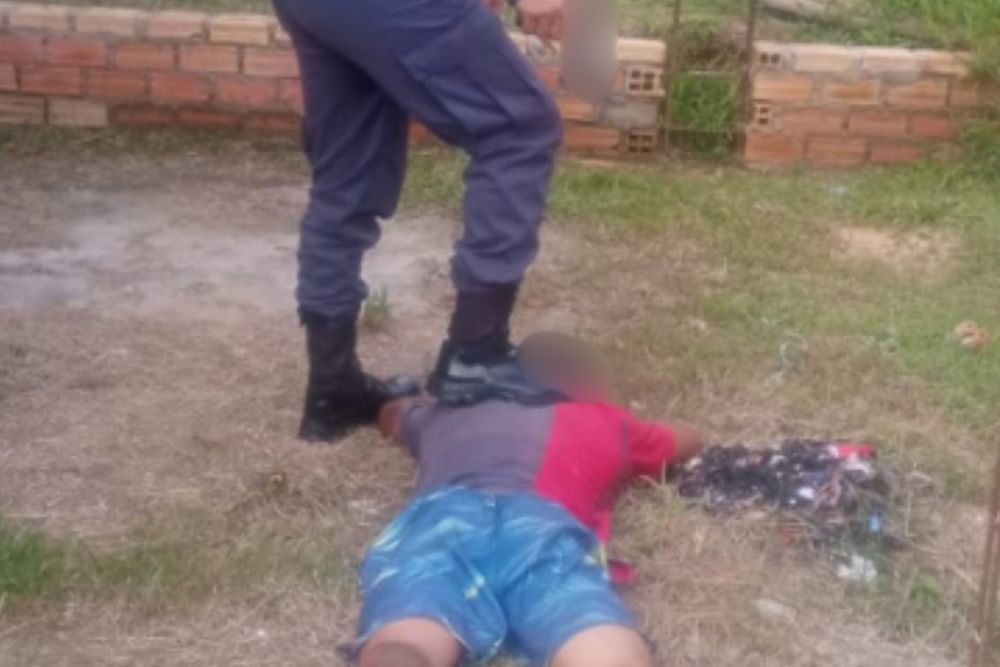 Homem &eacute; morto em Coari e suspeito &eacute; preso com arma usada no crime