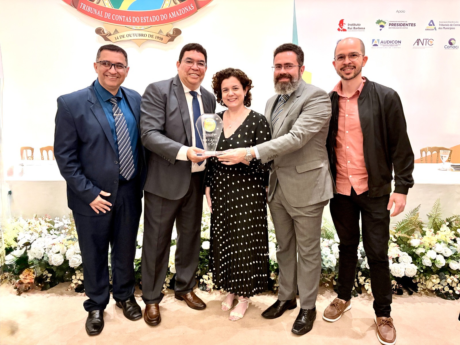 Prefeitura de Manaus recebe ‘Selo Ouro’ do TCE-AM pelas boas práticas e acesso à informação na gestão.