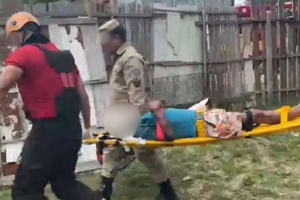 Homem é preso por agredir morador em situação de rua em Itacoatiara