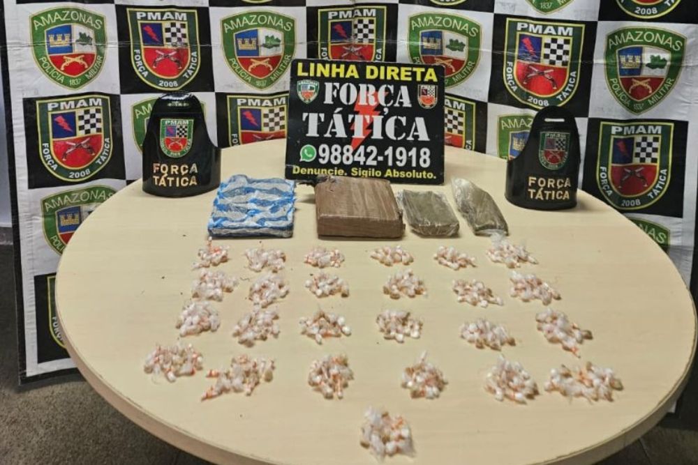 Força Tática apreende mais de 250 porções de drogas no Japiim após denúncia anônima