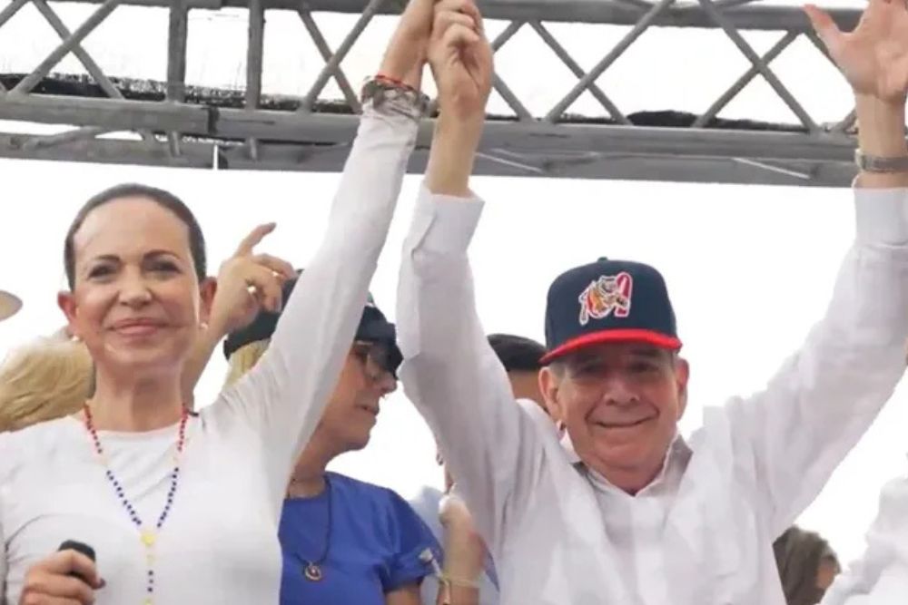 Oposi&ccedil;&atilde;o pressiona por posse de Gonz&aacute;lez na Venezuela